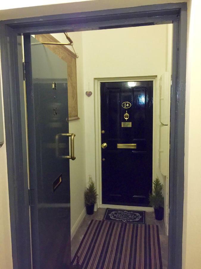 The Bonnie Bide Awa' Apartment Edinburgh Exterior photo